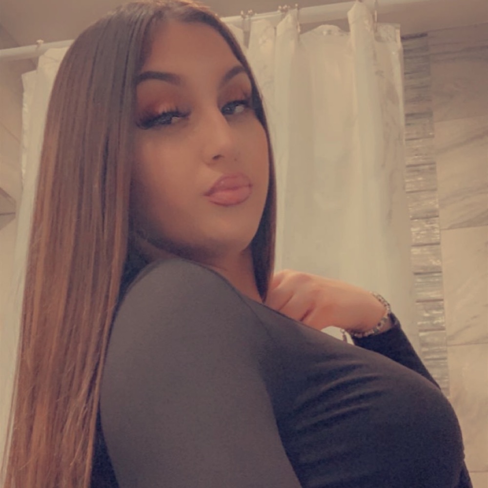 Meet your Posher, Samantha